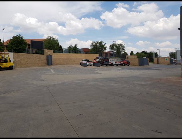 2,446M² WAREHOUSE TO LET IN RANDJESPARK
